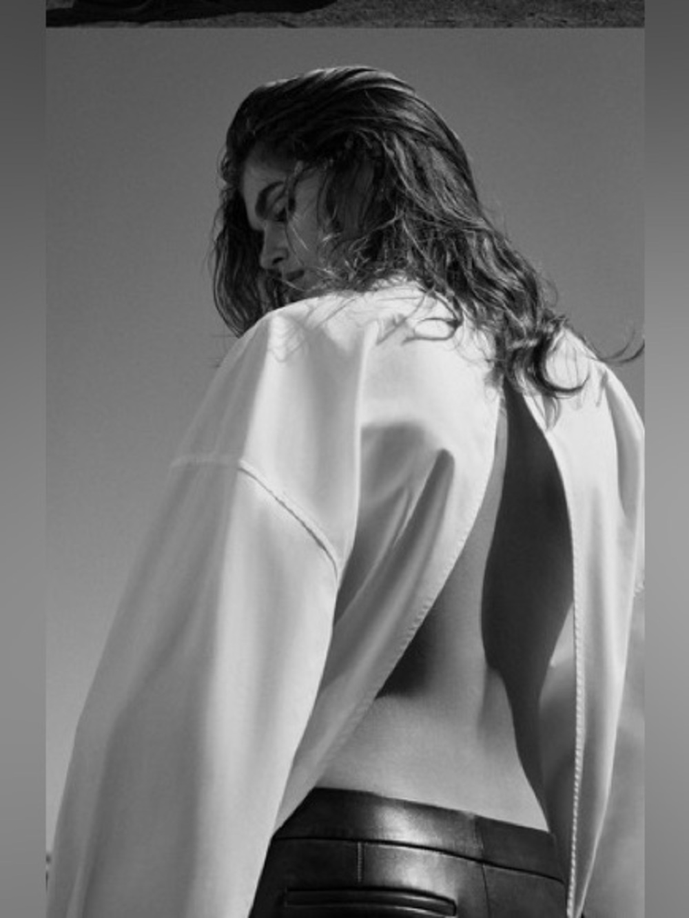KAIA X Zara White Open Back Cotton Button Shirt Long Sleeve Oversized Size M-L